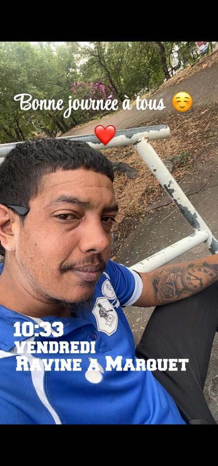 jeune mec cherche couple sympas et srx