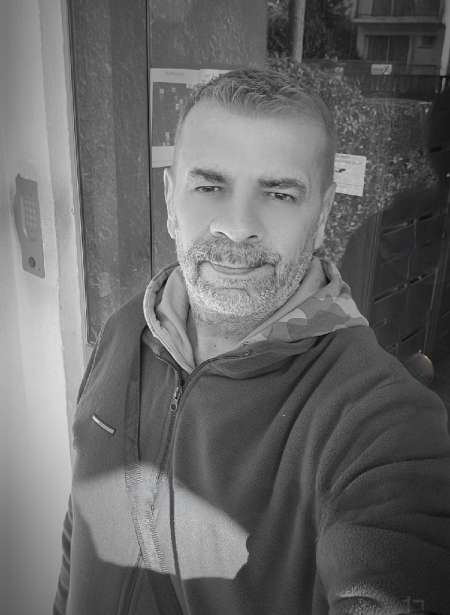 je recherche femme,ou couple ,de 30 a 55 ans